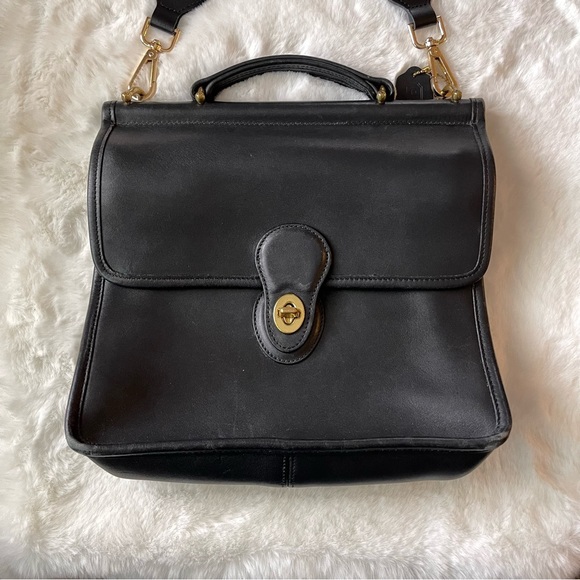 Coach Handbags - COACH- Vintage Willis Station black leather bag